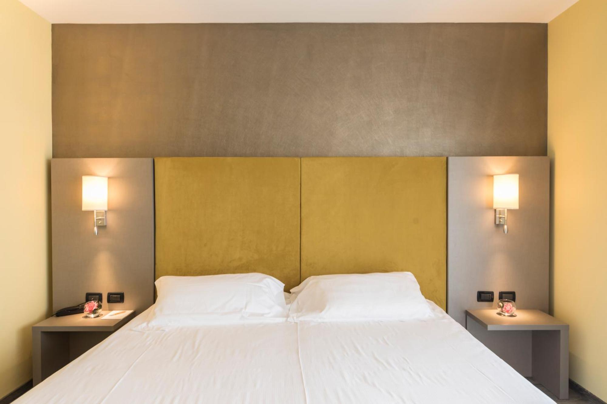 Hotel Donatello Имола Екстериор снимка